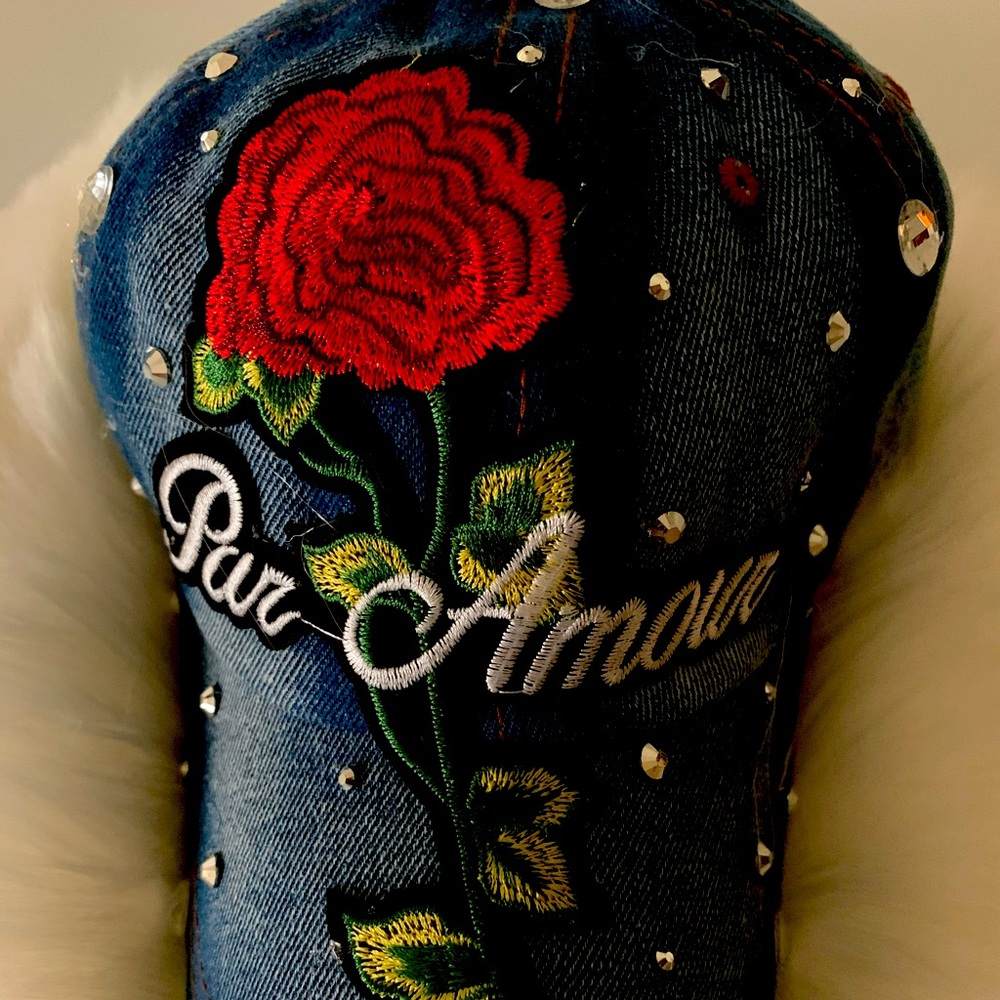 Design Rose hat